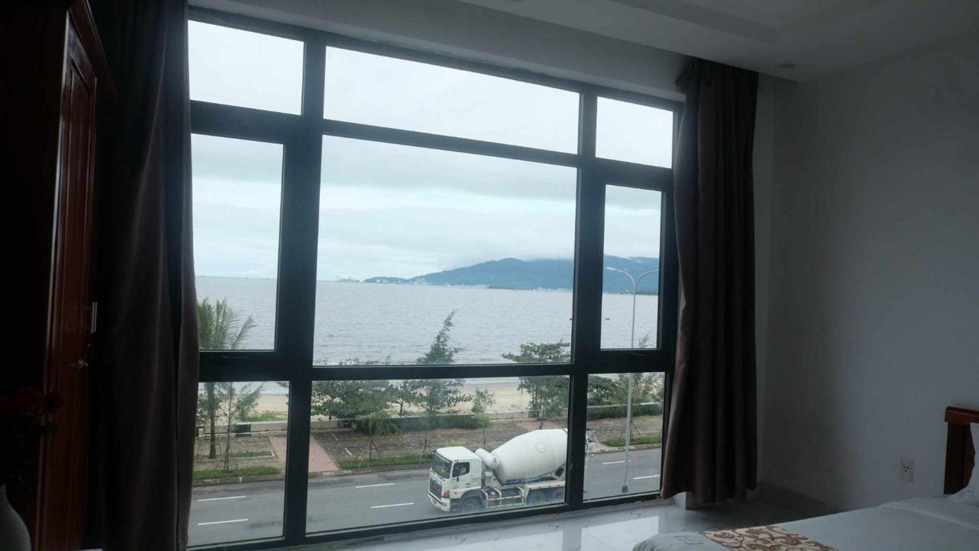 Rose Hotel Da Nang Exteriör bild